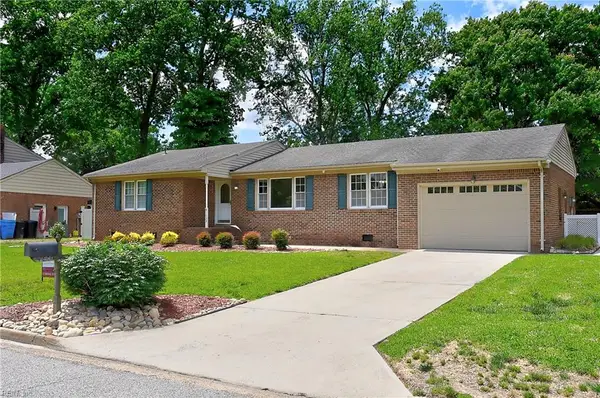 1633 Guthrie Street, Virginia Beach, VA 23464