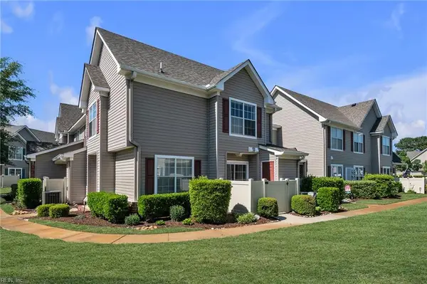 3856 Lasalle Drive #105, Virginia Beach, VA 23453