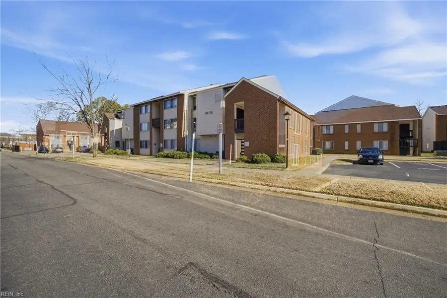 109 Hampton Club Drive #3, Hampton, VA 23666 - #2
