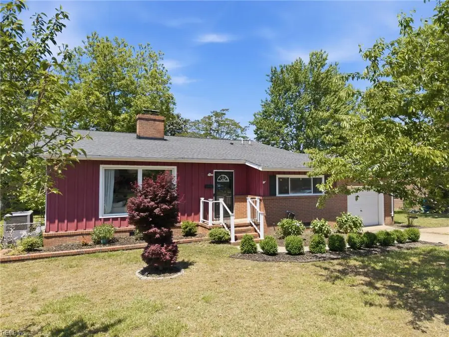 10 Barron Drive, Newport News, VA 23608 - #2
