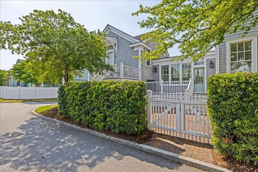 9542 28th Bay Street, Norfolk, VA 23518 - #2