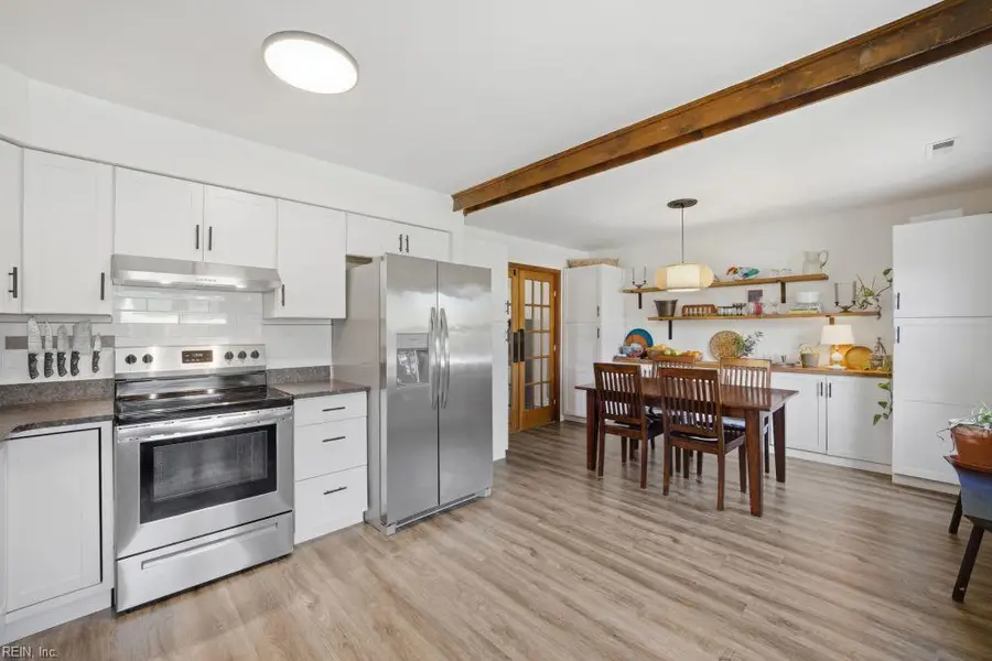 2204 Elmington Circle, Virginia Beach, VA 23454 - #3