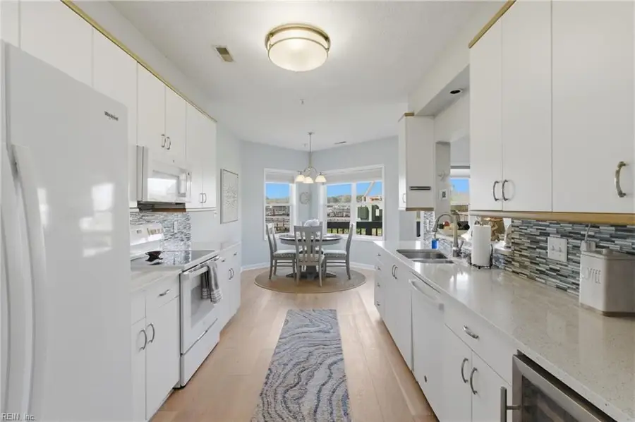 1024 Porte Harbour Arch #104, Hampton, VA 23664 - #3