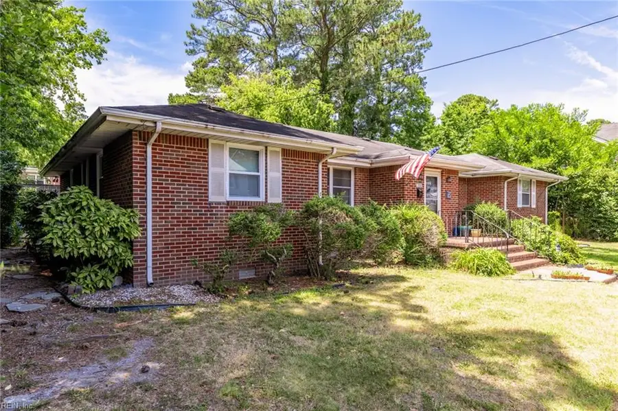 7705 Lambert Place, Norfolk, VA 23505 - #2