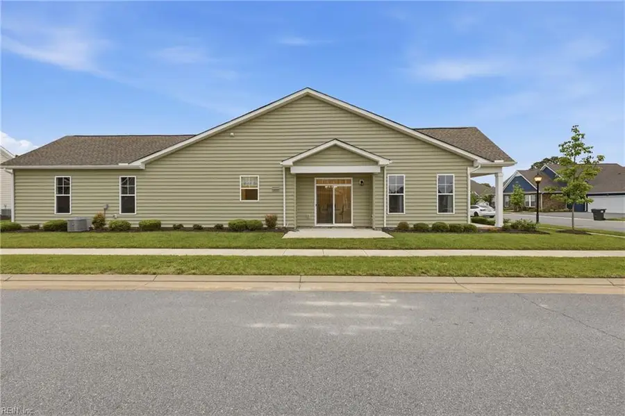 301 Cathedral Street, Smithfield, VA 23430 - #3