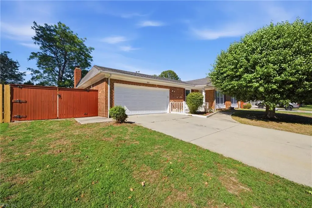 969 Earl Of Essex Arch, Virginia Beach, VA 23454 - #1
