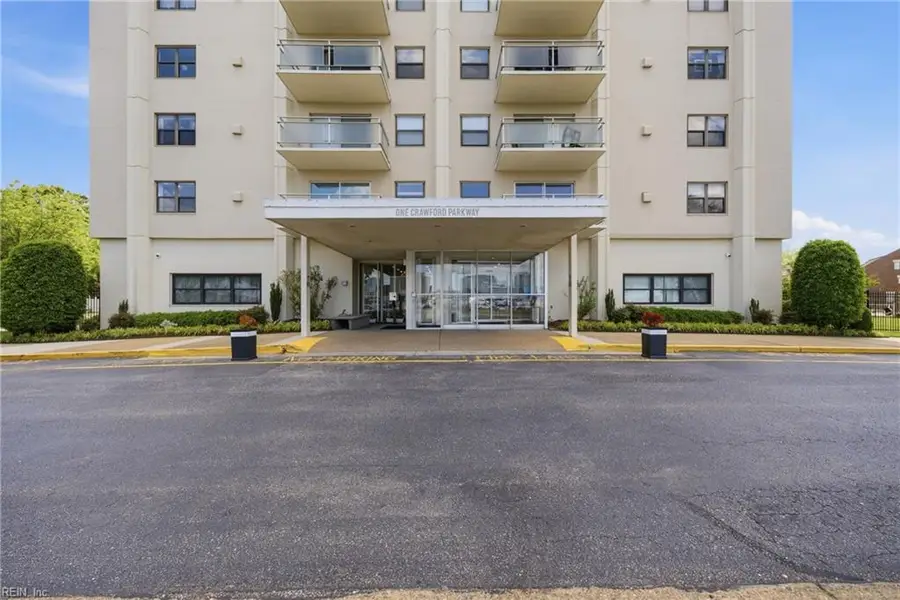 1 Crawford Parkway #1206, Portsmouth, VA 23704 - #2