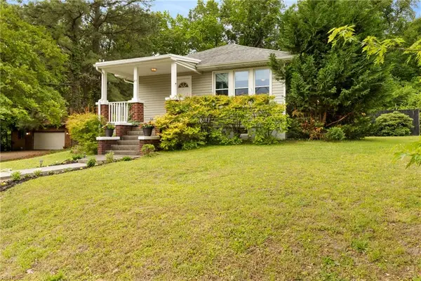 87 Lucas Creek Road, Newport News, VA 23602
