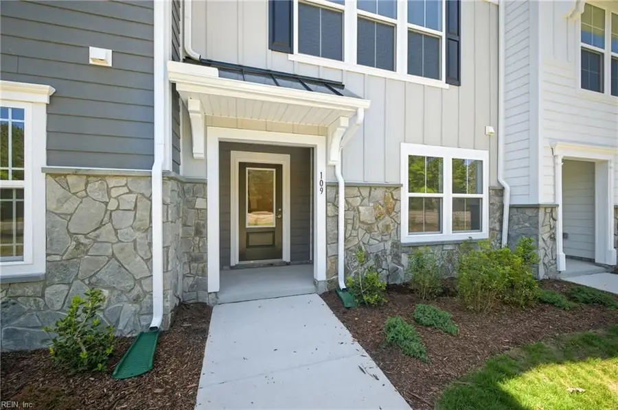 109 Bracewell Lane, Yorktown, VA 23692 - #3