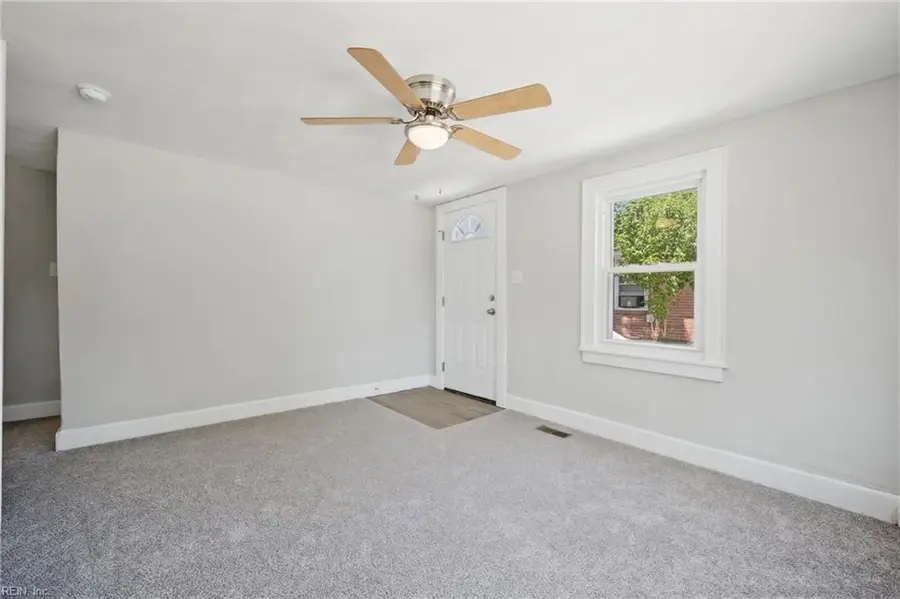 2220 Camden Avenue, Portsmouth, VA 23704 - #3