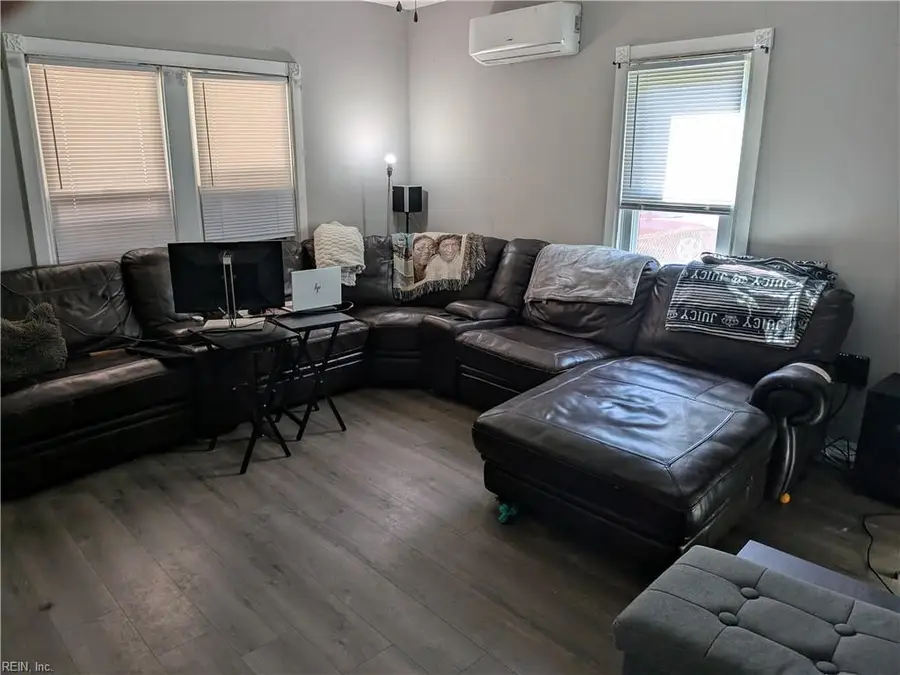 632 Rolfe Street, Hampton, VA 23661 - #3