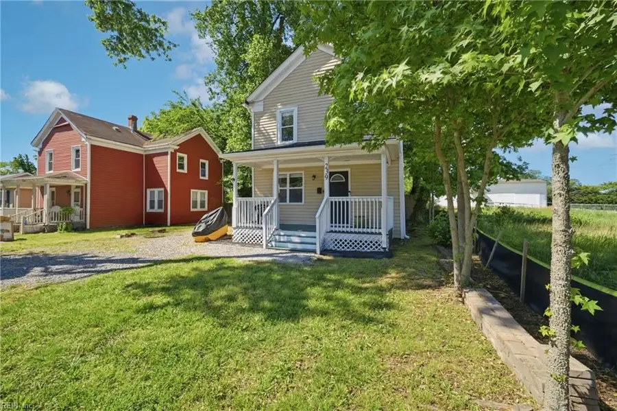 239 Locust Avenue, Hampton, VA 23661 - #2