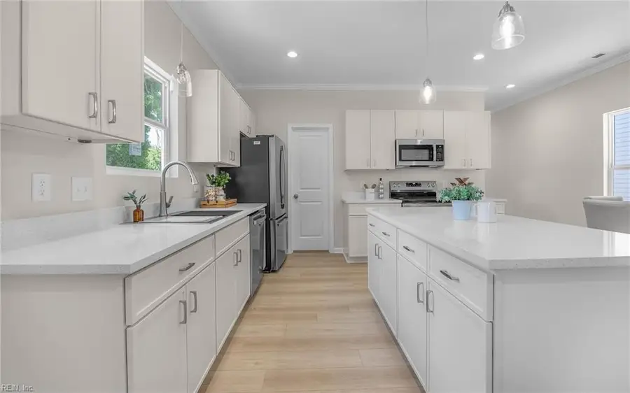 2126 Berkley Avenue, Chesapeake, VA 23324 - #2