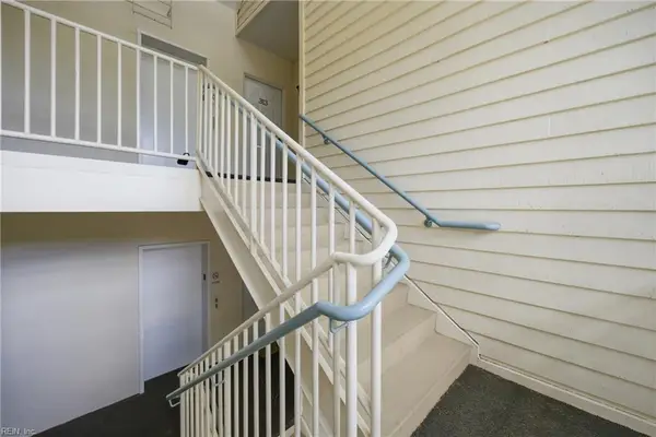 308 Riveranne Court #313, Virginia Beach, VA 23464