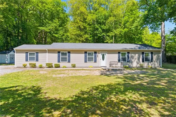 6571 Lake View Drive, Gloucester, VA 23061