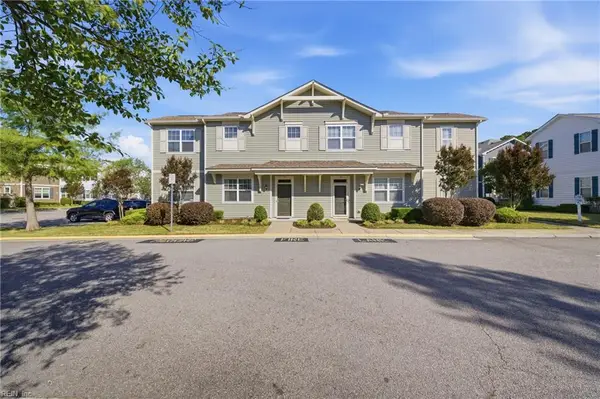 726 Lacy Oak Drive, Chesapeake, VA 23320