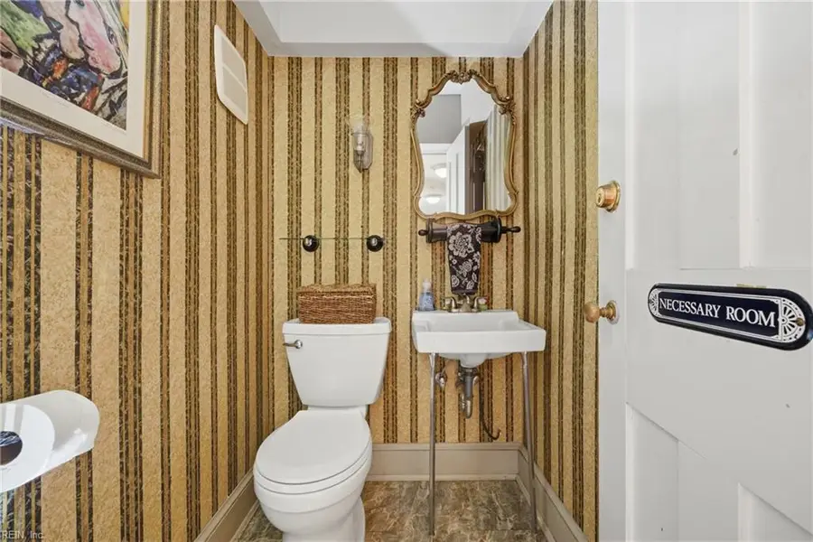 422 Crawford Street, Portsmouth, VA 23704 - #3