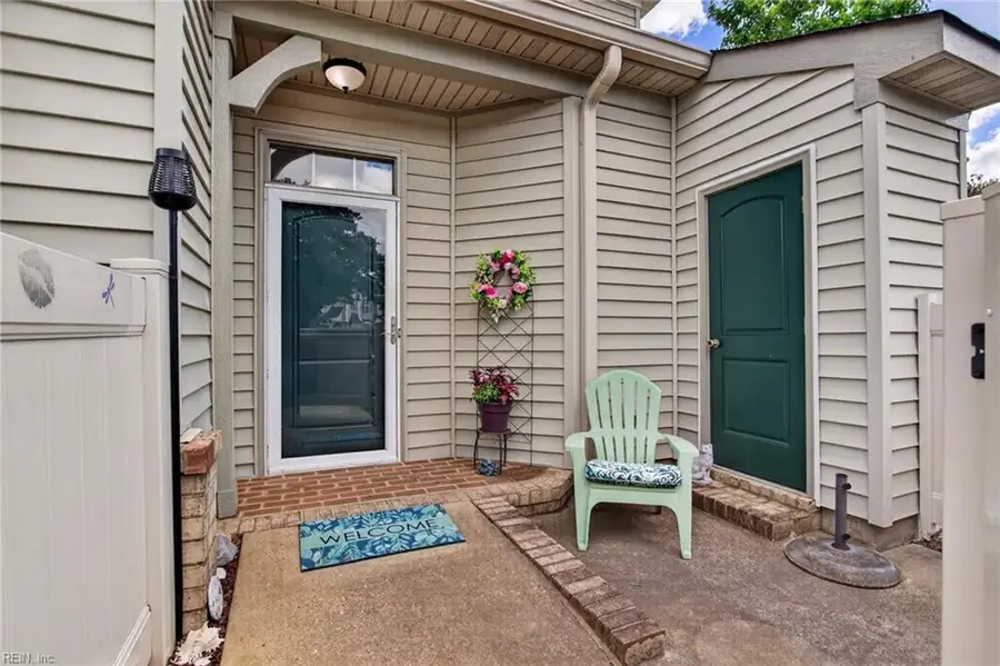 1101 Rivers Arch, Carrollton, VA 23314 - #2