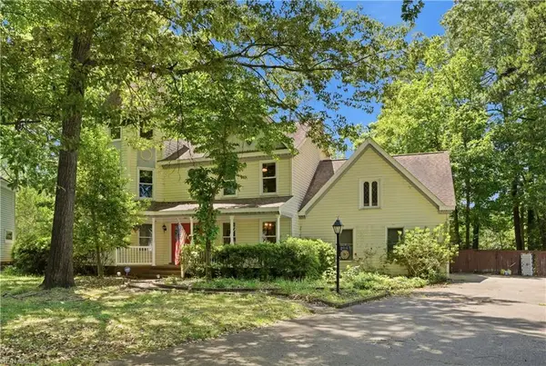 302 Honey Locust Way, Chesapeake, VA 23320