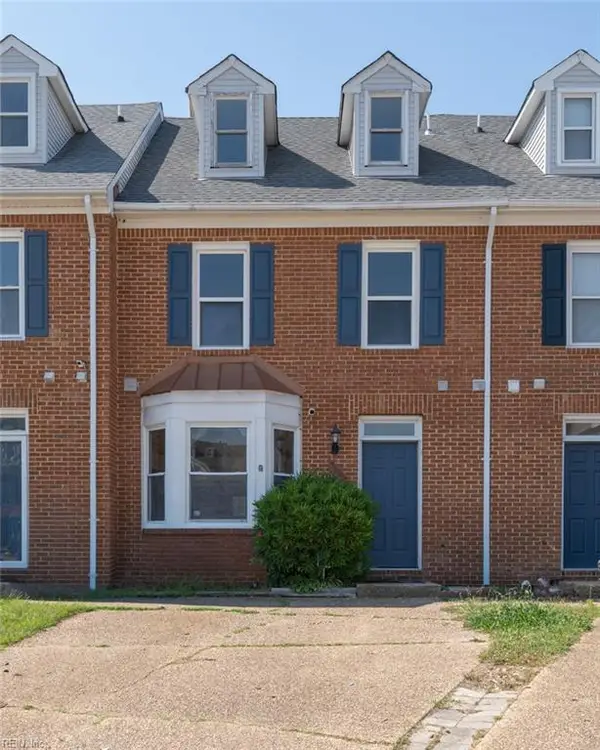 1209 Killington Square #104, Chesapeake, VA 23320