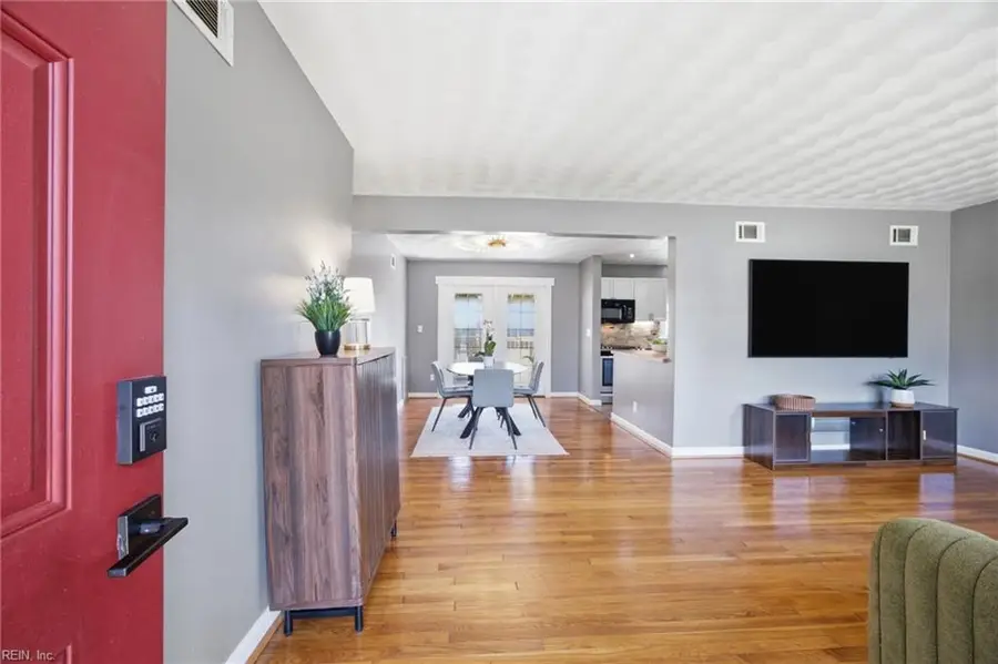 1618 Esquire Street, Norfolk, VA 23503 - #3
