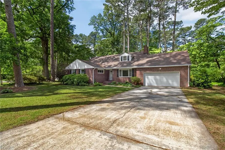 3375 Lynnwood Drive, Virginia Beach, VA 23452 - #2