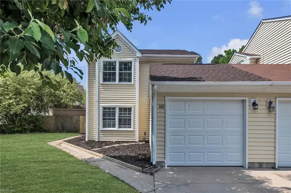 10 Warwick Circle, Chesapeake, VA 23320