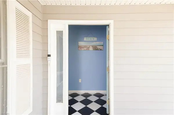 1024 High Dunes Quay #101, Hampton, VA 23664