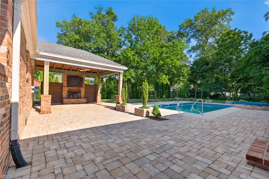 4341 Two Woods Road, Virginia Beach, VA 23455 - #2