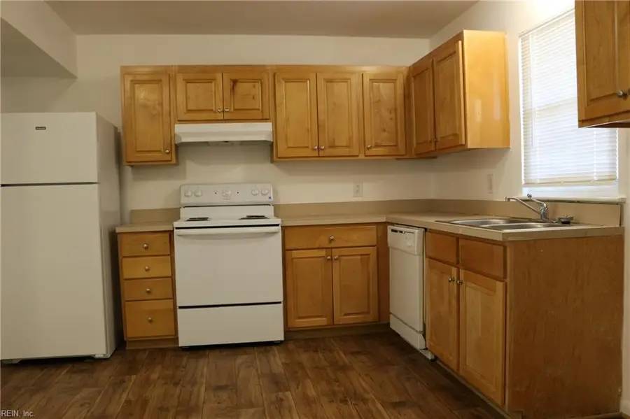 5844 E Hastings Arch, Virginia Beach, VA 23462 - #2