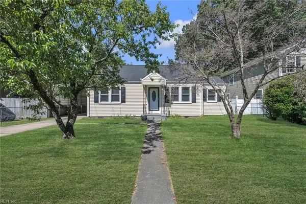 3221 Hyde Circle, Norfolk, VA 23513