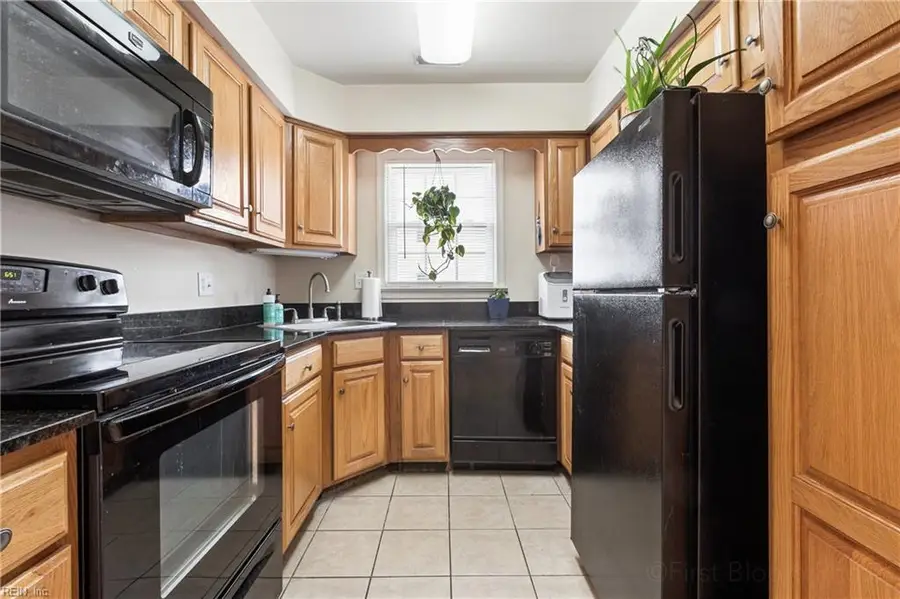 1304 Stockley Gardens #507, Norfolk, VA 23517 - #3