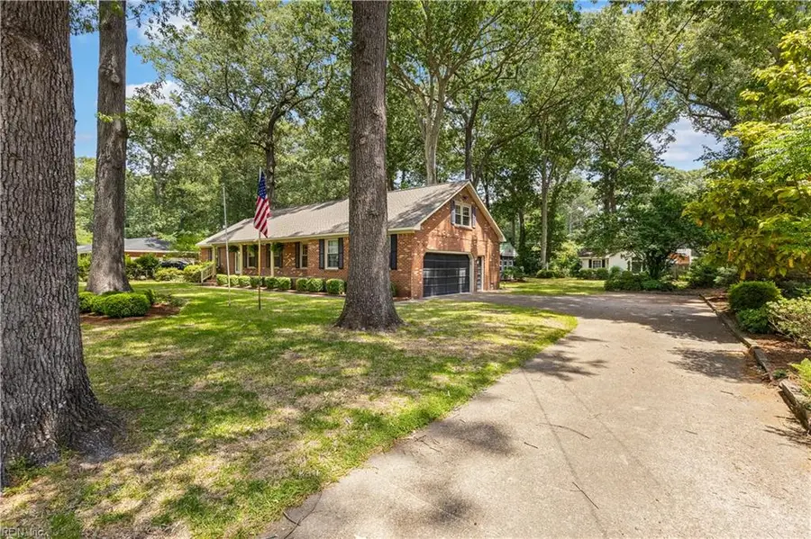 1130 Shenvalee Drive, Virginia Beach, VA 23464 - #3