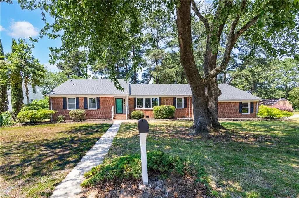 2801 Ashwood Drive, Chesapeake, VA 23321 - #1