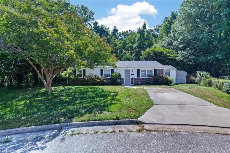 405 Dunmore Drive, Newport News, VA 23602 - #2