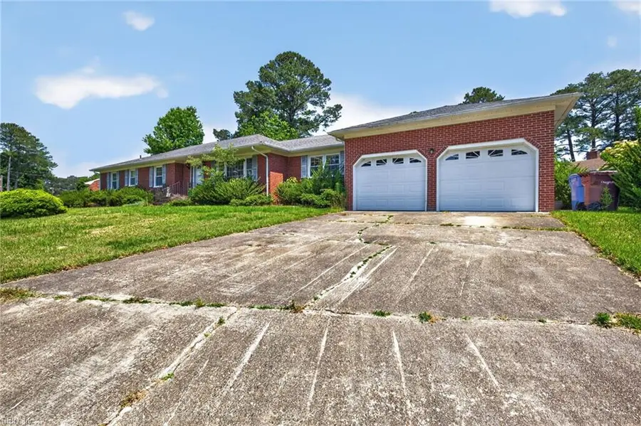 1875 Ames Circle W, Chesapeake, VA 23321 - #3