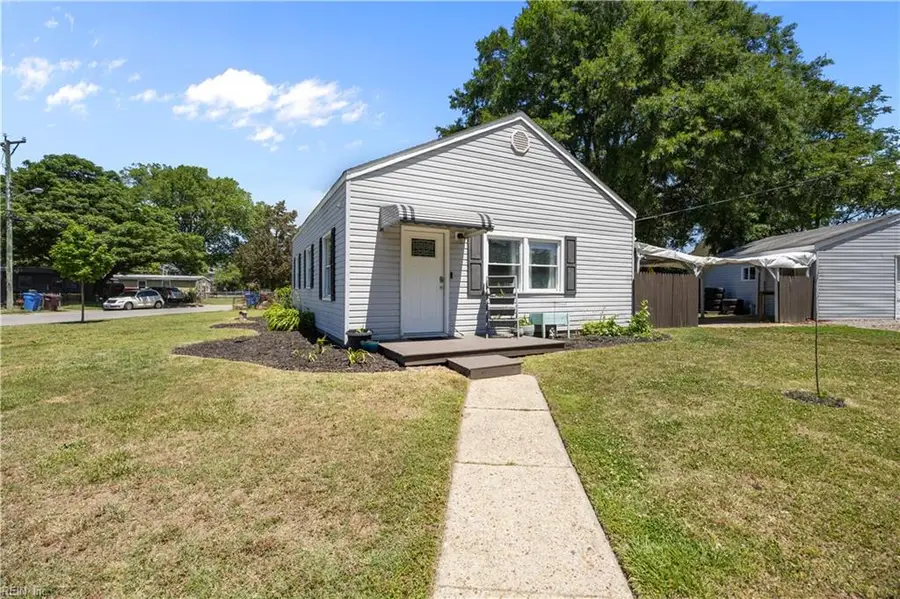 2501 Cayce Drive, Chesapeake, VA 23324 - #2