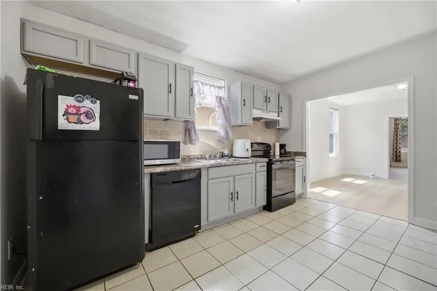 2424 West Avenue, Norfolk, VA 23504 - #3