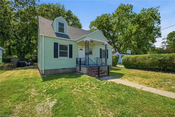 19 Gibson Road, Hampton, VA 23669