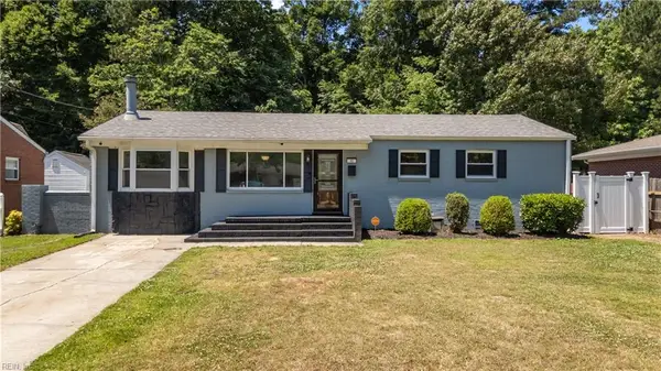 48 Cornwall Terrace, Hampton, VA 23666