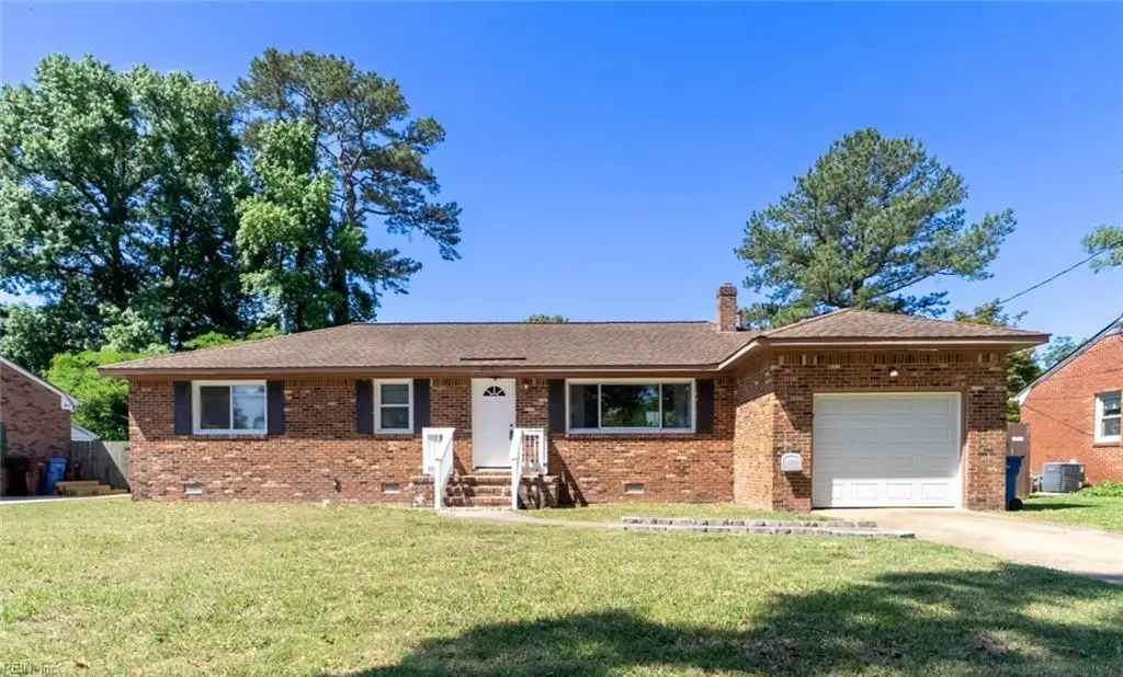 207 Mccosh Drive, Chesapeake, VA 23320 - #1
