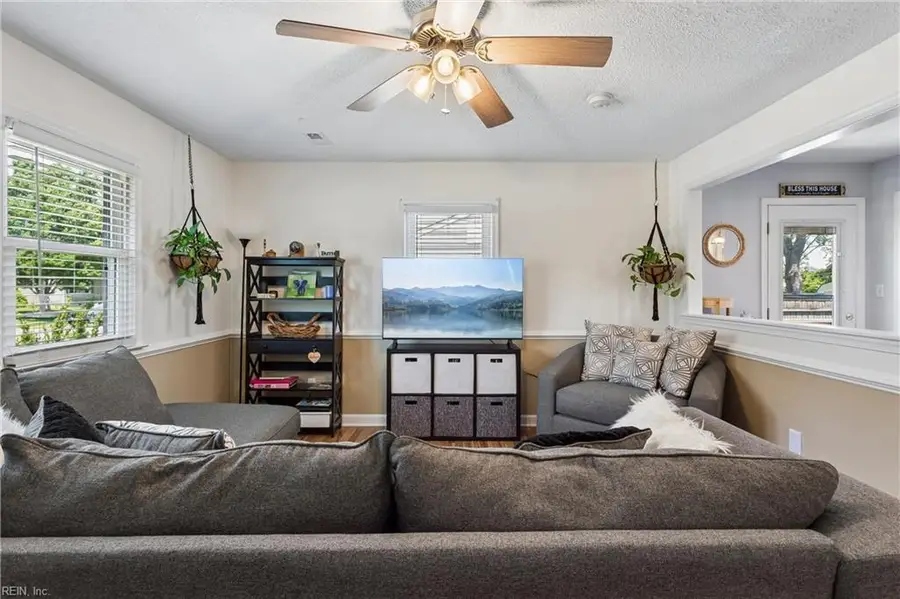 2 Pavilion Place, Hampton, VA 23664 - #3