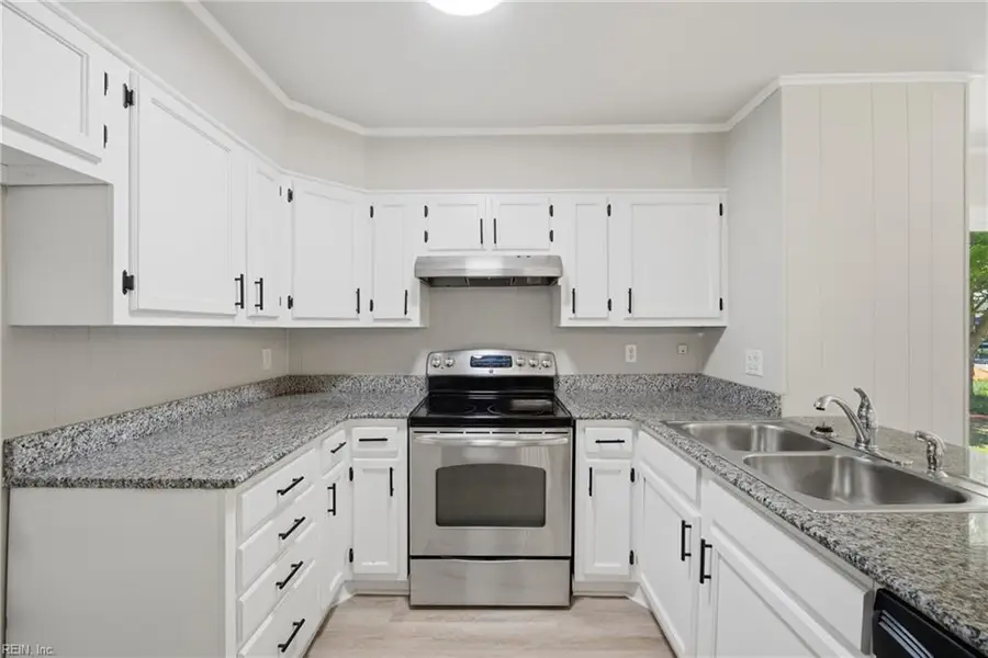4312 Dutch Street, Virginia Beach, VA 23452 - #2