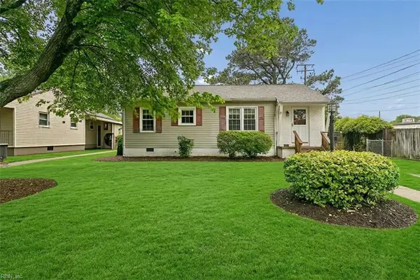 6 Hickory Hill Road, Hampton, VA 23666
