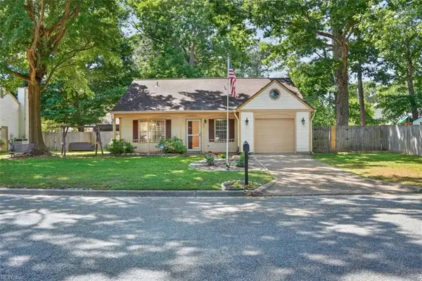185 Abbey Court, Newport News, VA 23602