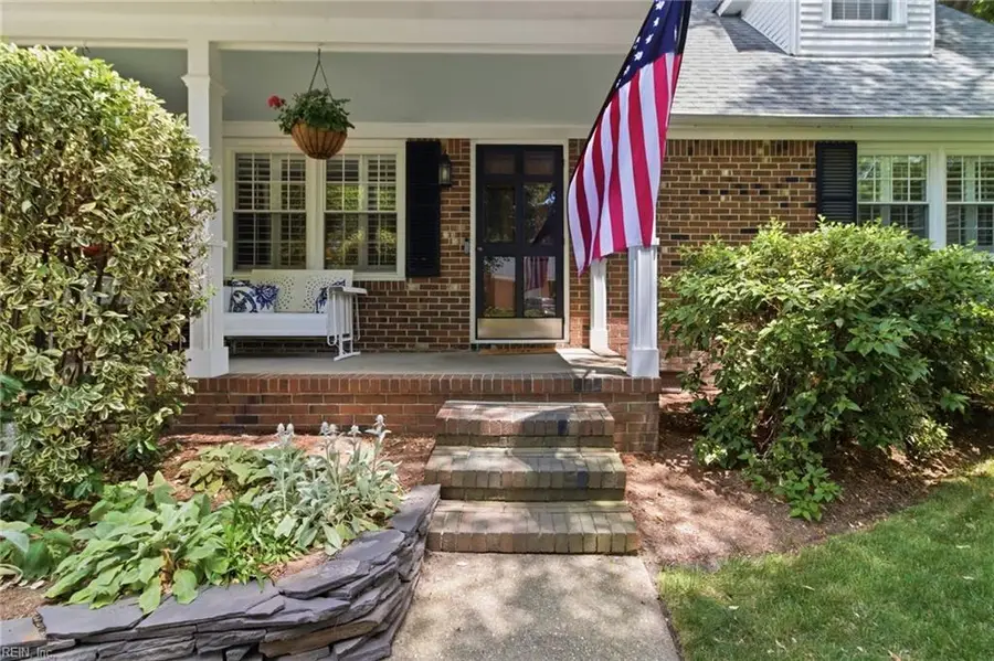 421 Bartell Drive, Chesapeake, VA 23322 - #2