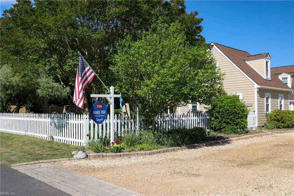 220 Church Street, Yorktown, VA 23690 - #1