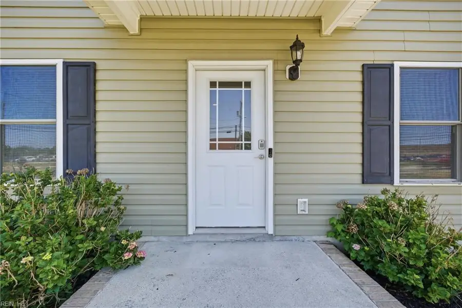3320 Nansemond Parkway, Suffolk, VA 23434 - #2
