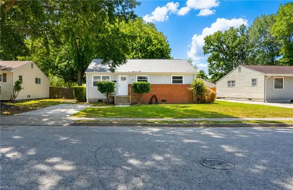 1532 Adams Circle, Hampton, VA 23663