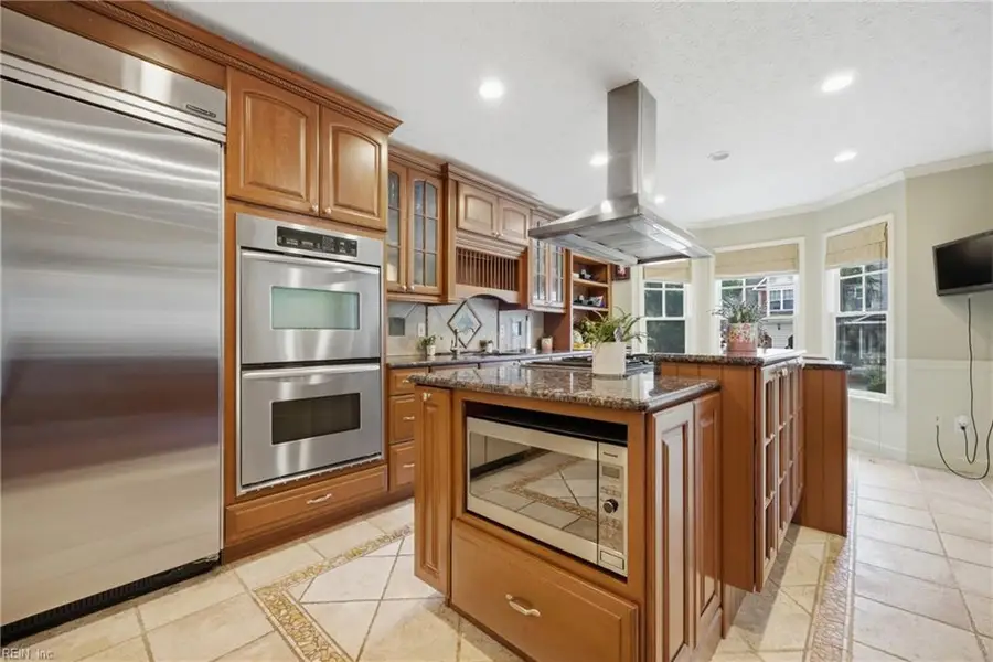 108 Lake Pointe Drive, Newport News, VA 23603 - #2